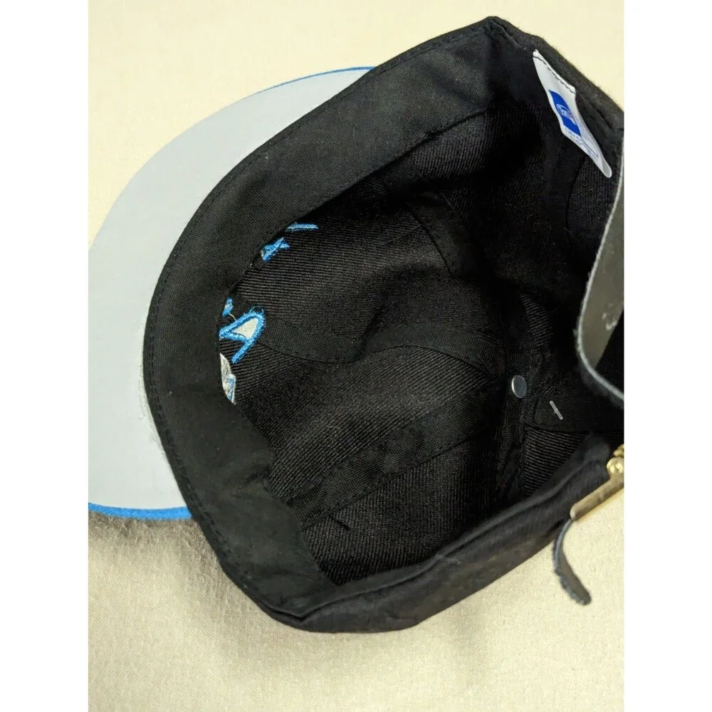 New Carolina PANTHERS Team NFL SnapBack HAT Cap NWT Deadstock Script